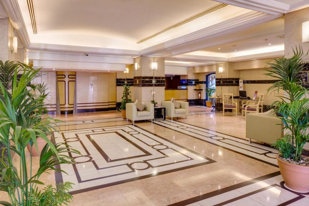 Novel Hotel City Center Abu Dhabi 4*