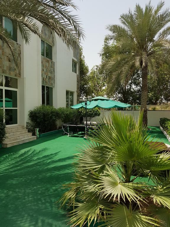 Green House Sharjah 3*