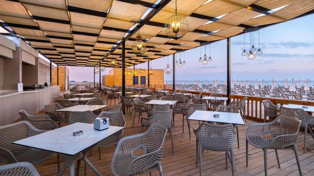 Raxeria Hotel 5*