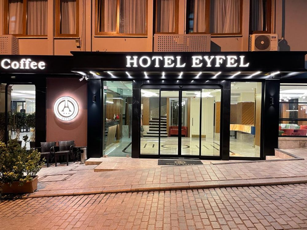 Hotel Eyfel 3+