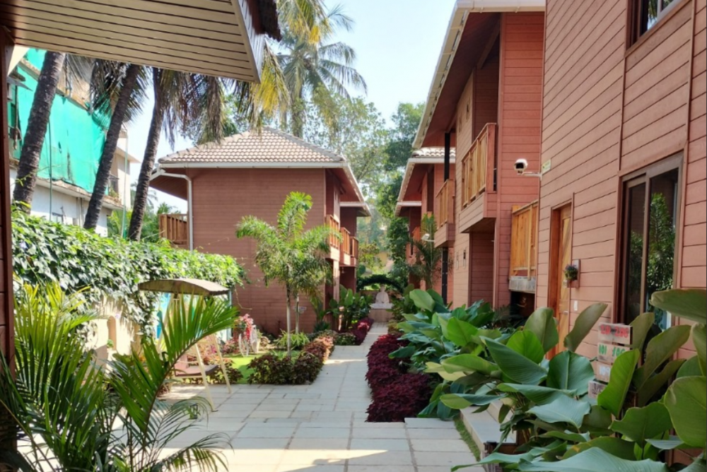 Treehouse Mars Beach Cottages 4*