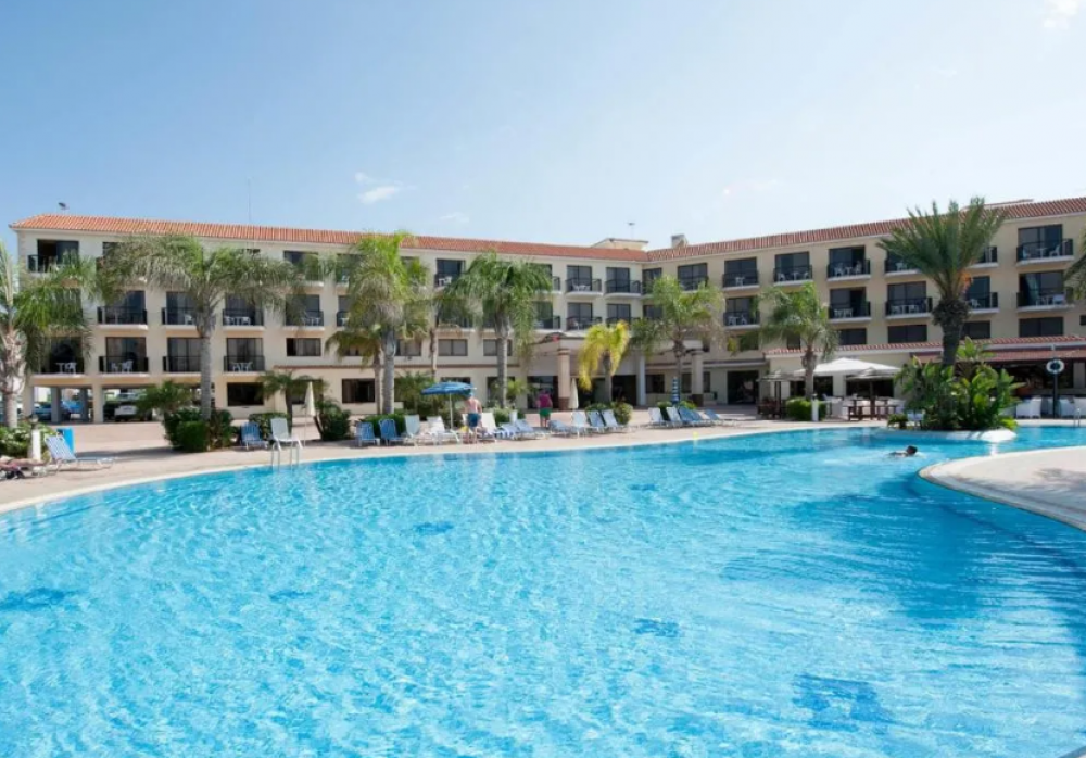 Nelia Sea Breeze 4*