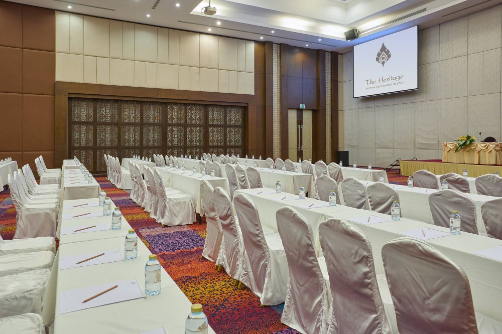 The Heritage Pattaya Beach Resort 4*
