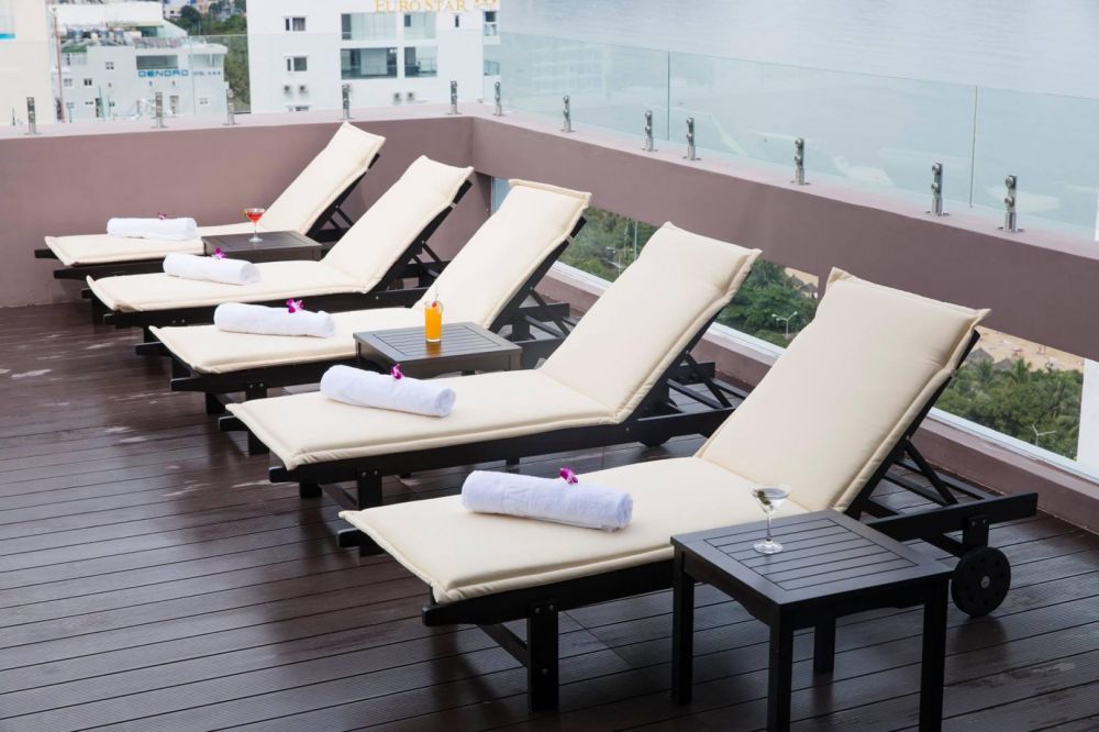 Meriton Nha Trang Hotel 4*
