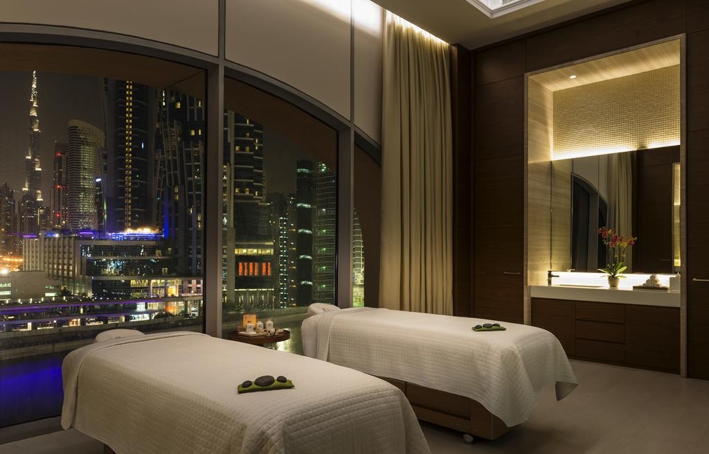 Hilton Dubai Al Habtoor City 5*