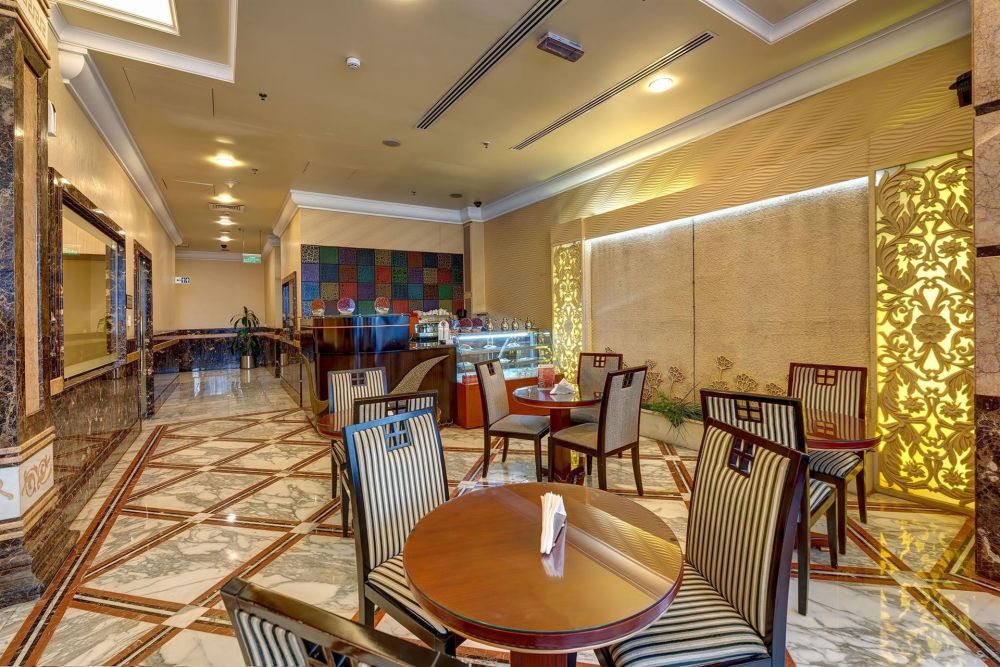Sharjah Palace Hotel 4*