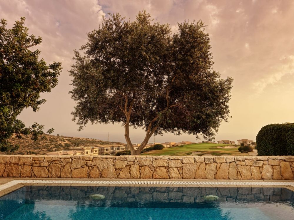Aphrodite Hills Hotel by Atlantica 5*