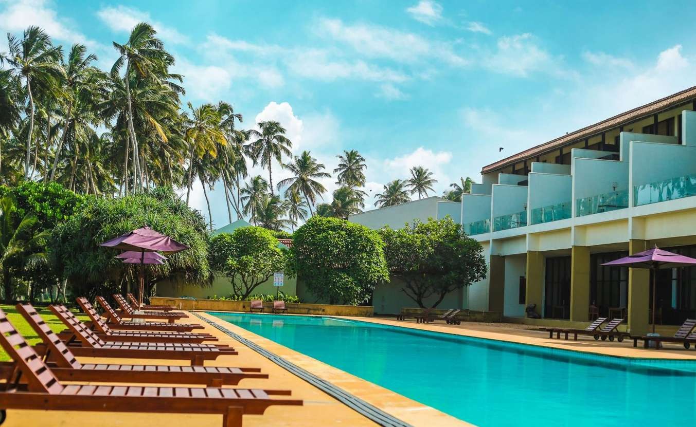 Centara resort шри ланка. Шри Ланка Ваддува отель Oak ray. Oak ray Beach 4 Ваддува. Ваддува, Калутара. Centara Ceysands Resort Spa 4 Шри-Ланка.