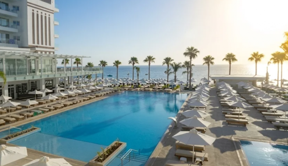 Constantinos the Great Beach Hotel 5*