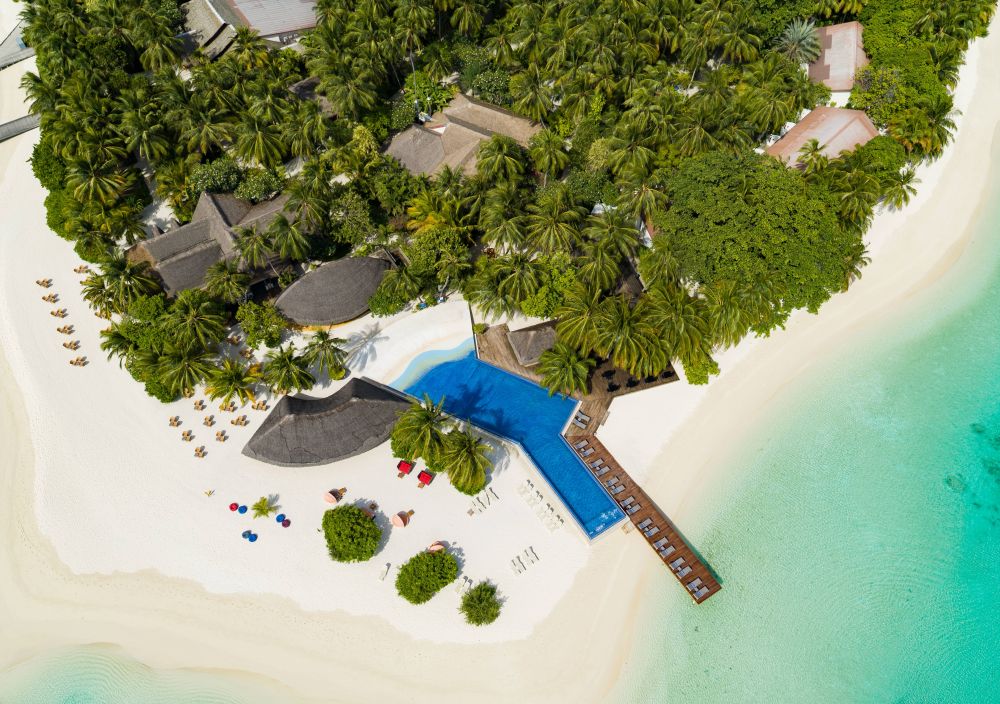 Kuramathi Maldives (ex. Kuramathi Island Resort) 4*