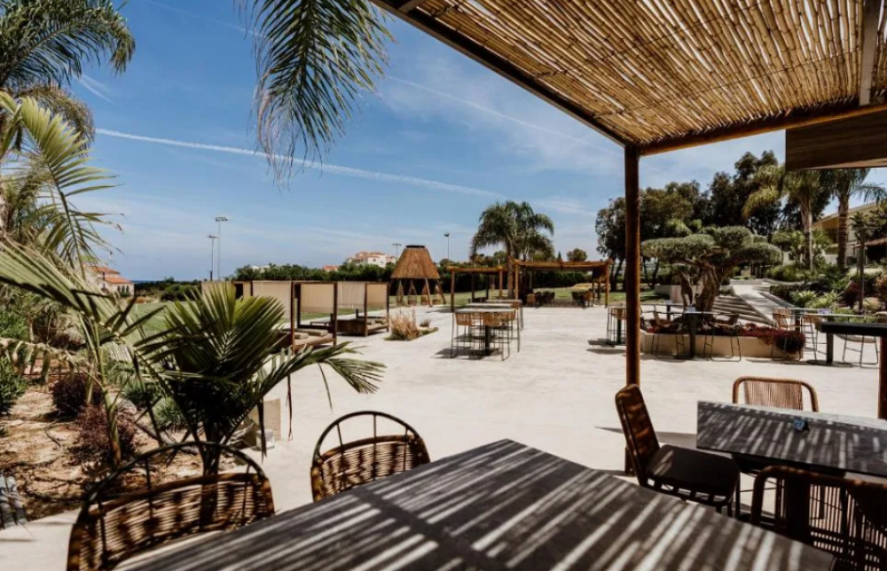 Cavo Zoe Seaside Hotel 4*