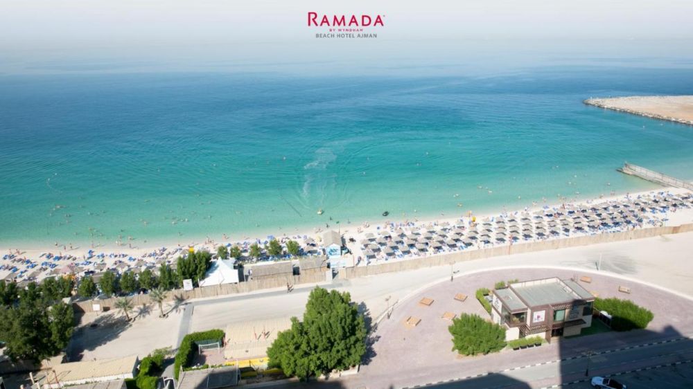 Ramada By Wyndham Beach Hotel Ajman 4*