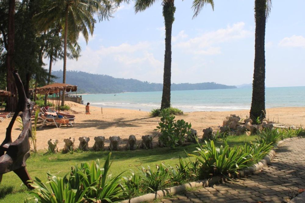 Sudala Beach Resort 3*