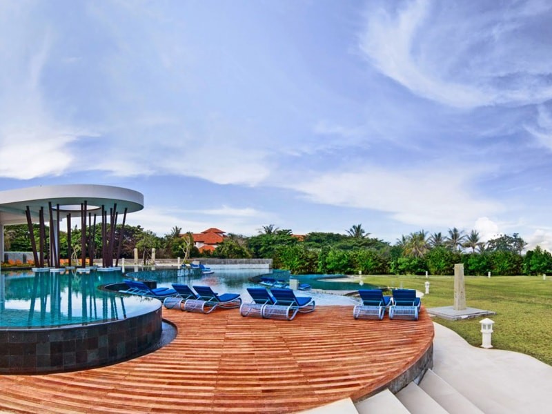 Inaya Putri Bali Resort 5*