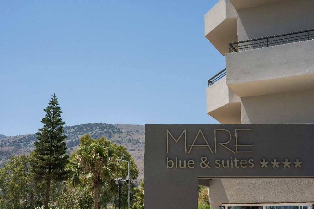 Mare Blue Suites 4+