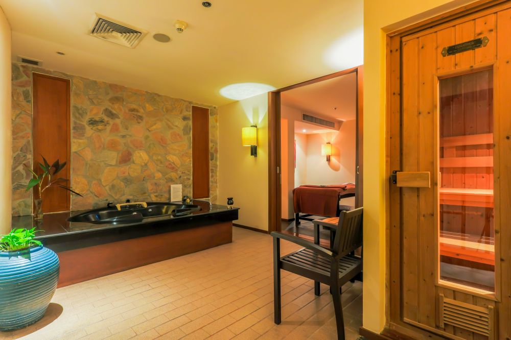 Radisson Resort & Suites Phuket (ex. Swissotel Suites Phuket Kamala Beach) 4*