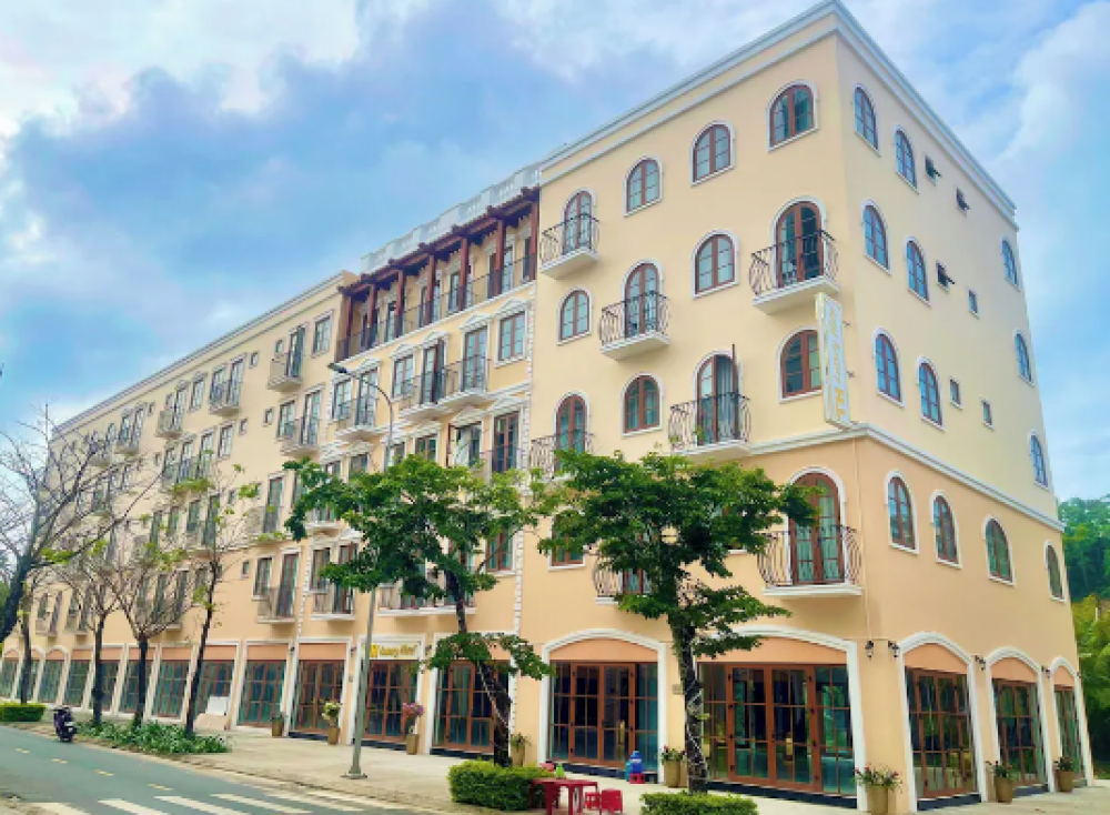 TH Luxury Hotel 2*