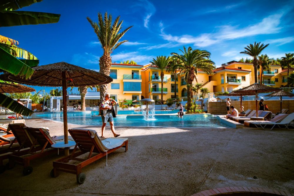 Malama Beach Holiday Village 4*
