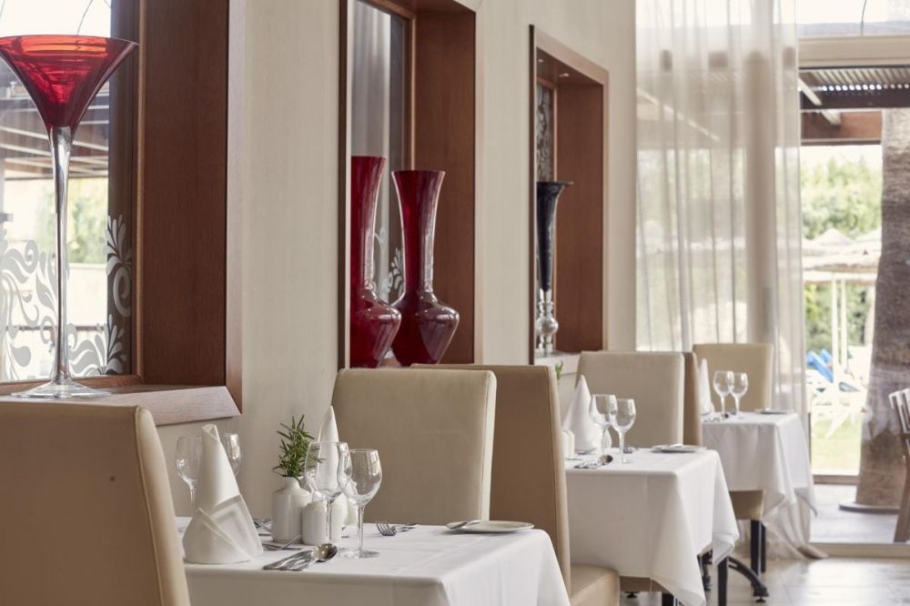 Atlantica Bay Hotel 4*