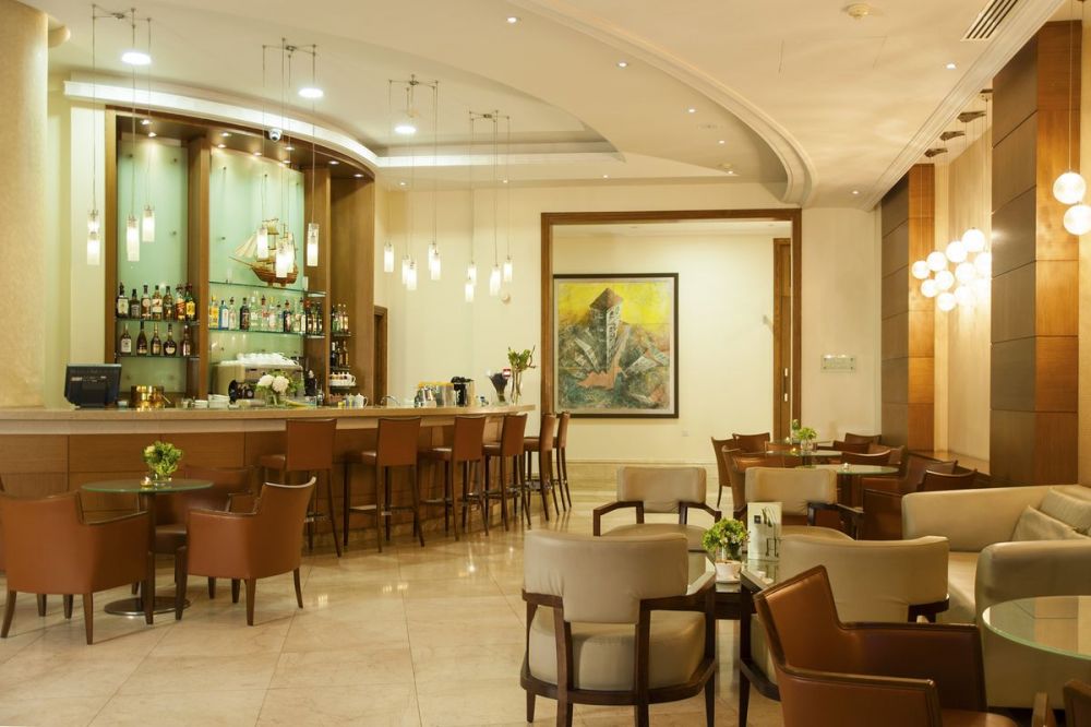 Ajax Hotel 4*