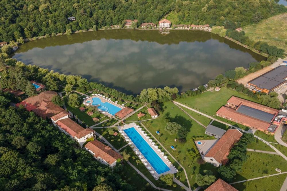 Lopota Lake Resort & Spa 4+