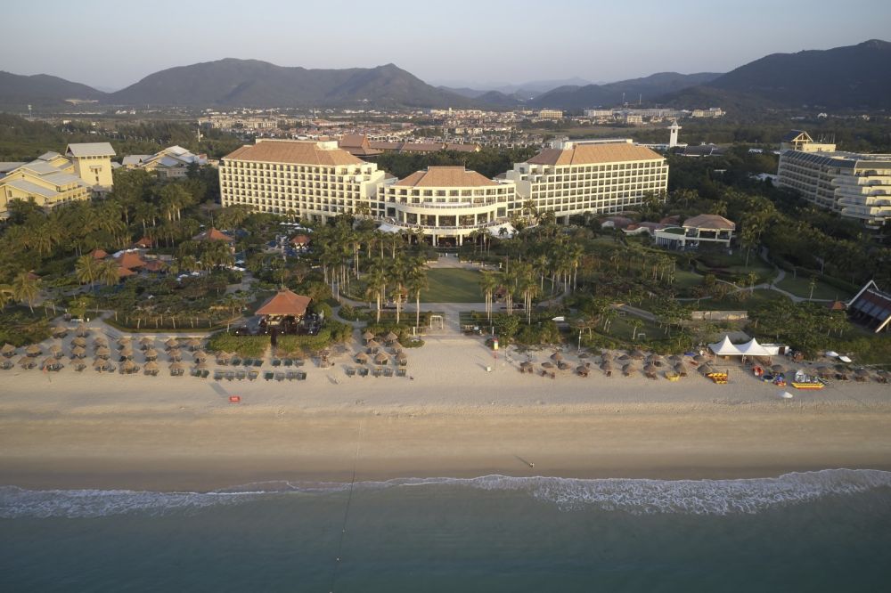 Marriott sanya dadonghai bay 5. Ялонг Бэй Хайнань. Марриотт Хайнань. Sanya Marriott Yalong Bay. Sanya Marriott Yalong Bay Resort & Spa 5*.