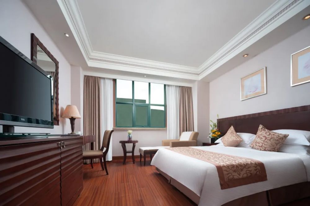 Standard Room (Second Building), Baohong Hotel 4*