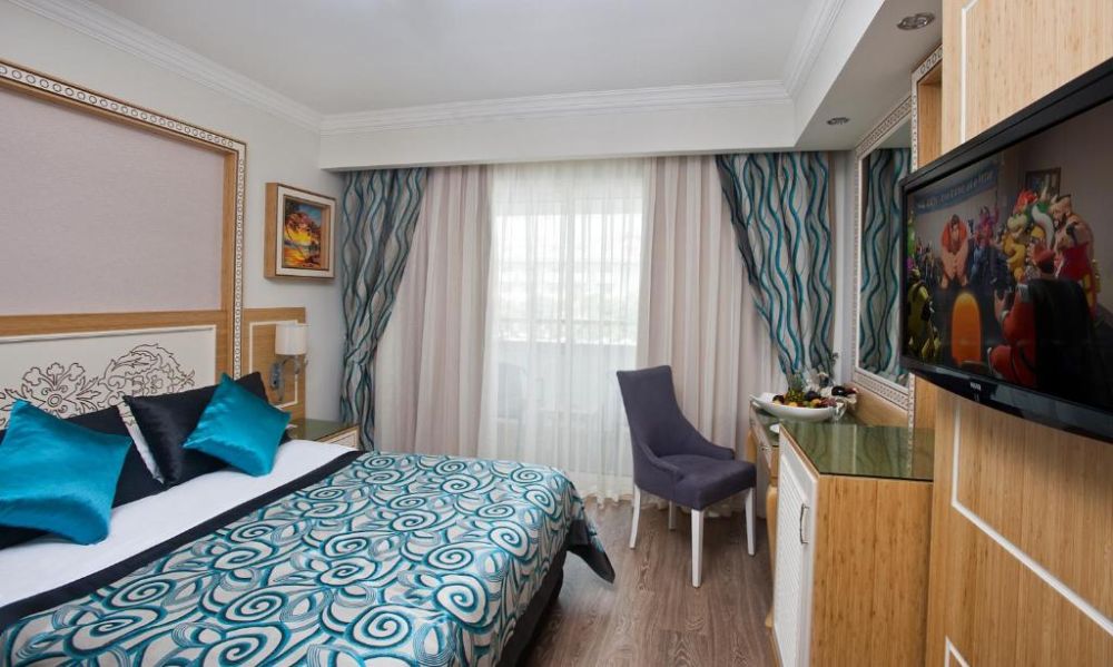 Family Room, Crystal Waterworld Resort & Spa 5*