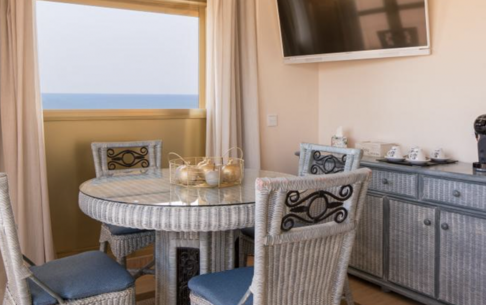 Unwind Suite Mediterranean Exclusive, Htop Amaika 4*