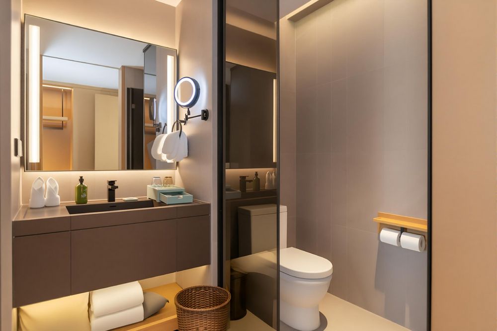 Dongrong Guest Deluxe King Room, Guest House International Hotel Sanya 4*