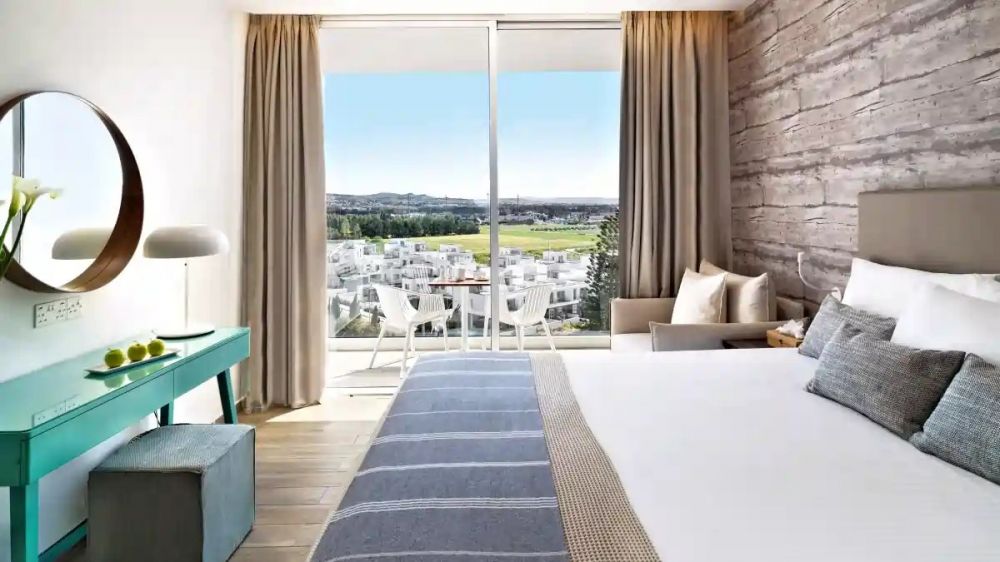 Deluxe Room with Inland View, Leonardo Plaza Cypria Maris (Adults Only 16+) 4*