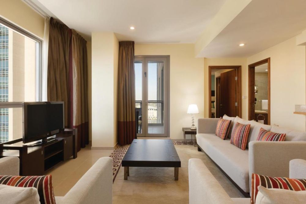1 Bedroom Suite Fountain View, Ramada By Wyndham Downtown Dubai 4*