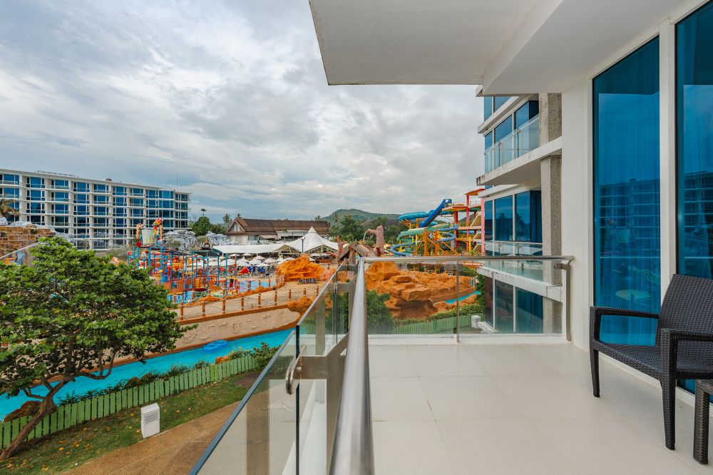 1-Bedroom Suite with Kitchen (Without or with balcony), Splash Beach Resort Maikhao Phuket 5*