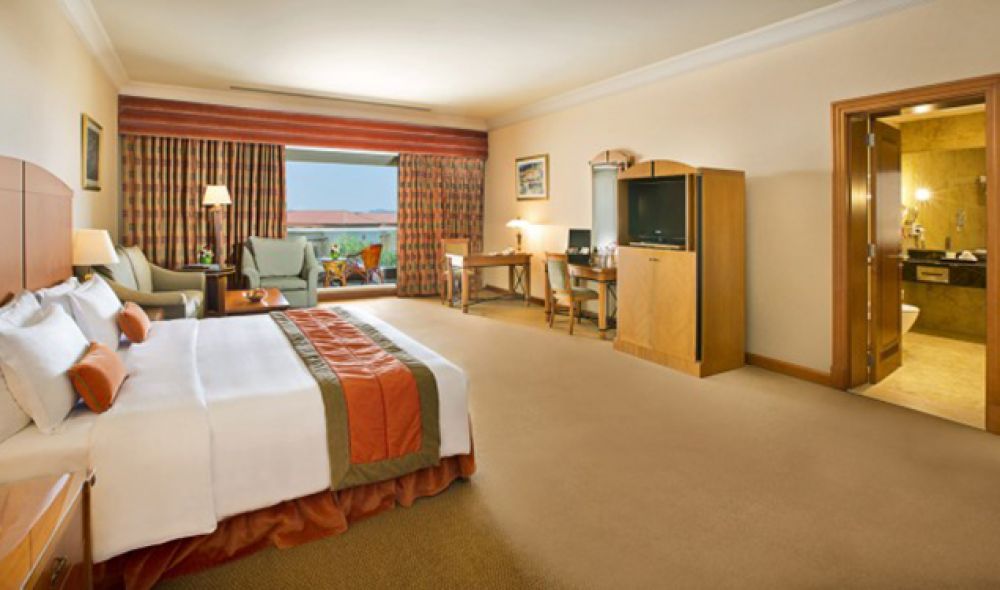 Superior Room, Al Raha Beach Hotel 5*