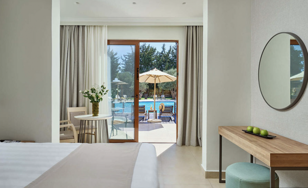 Suite Sharing Pool & Outdoor Jacuzzi, Lindos Imperial Resort and Spa 5*