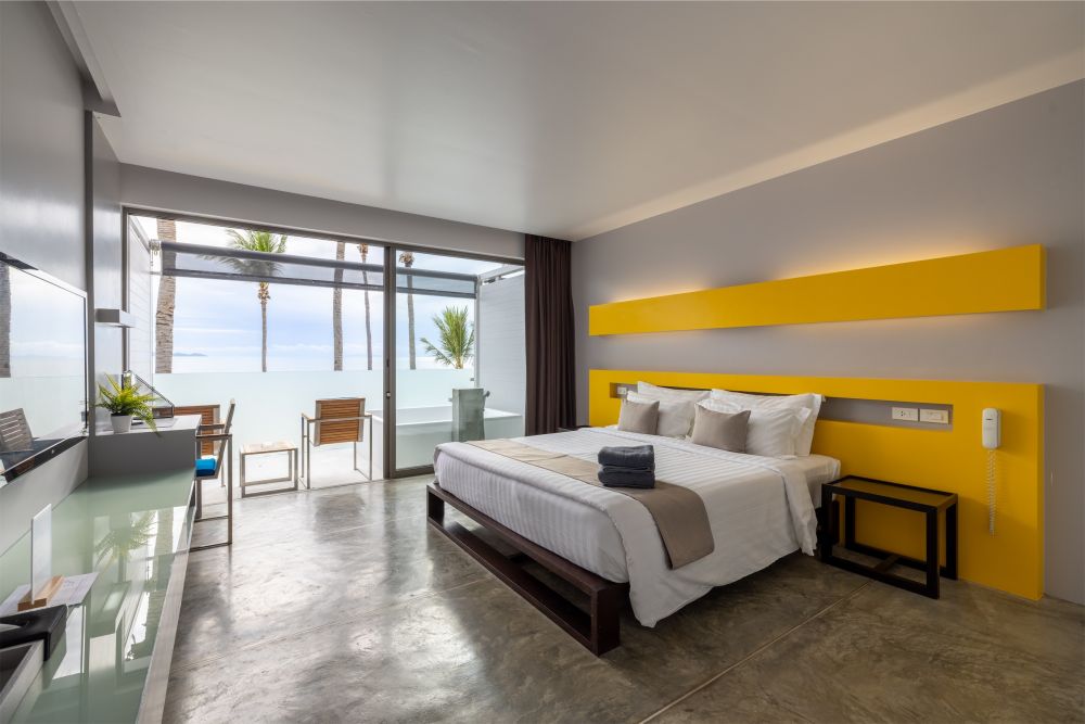 Deluxe Sea View with Balcony, Explorar Koh Phangan | Adults Only 16+ 4*