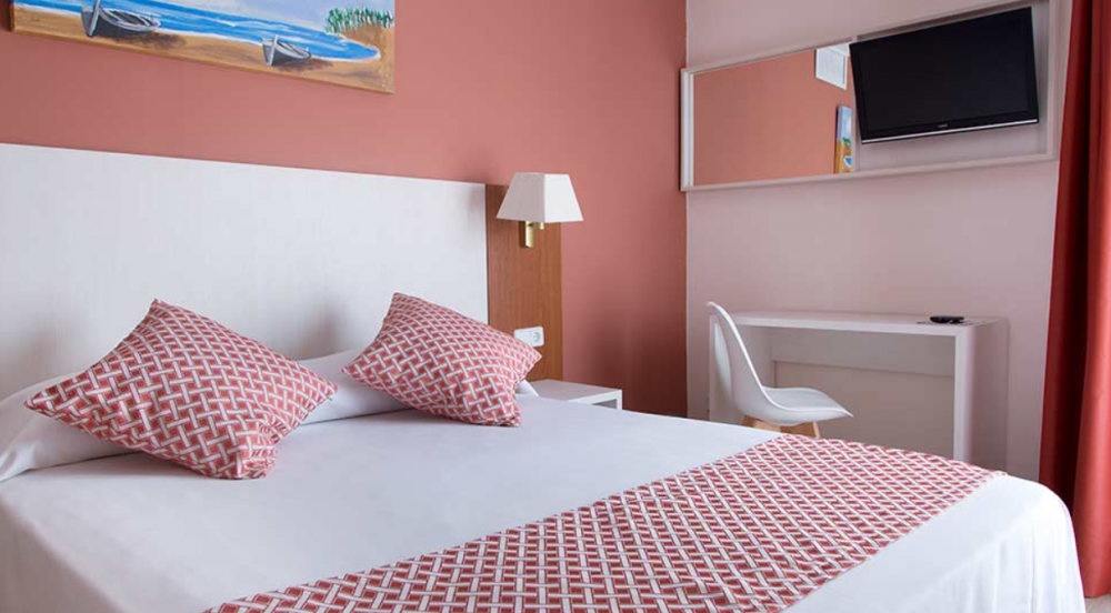 Standard Double Room, GHT Balmes Apartments & Splash (Calella) 3*