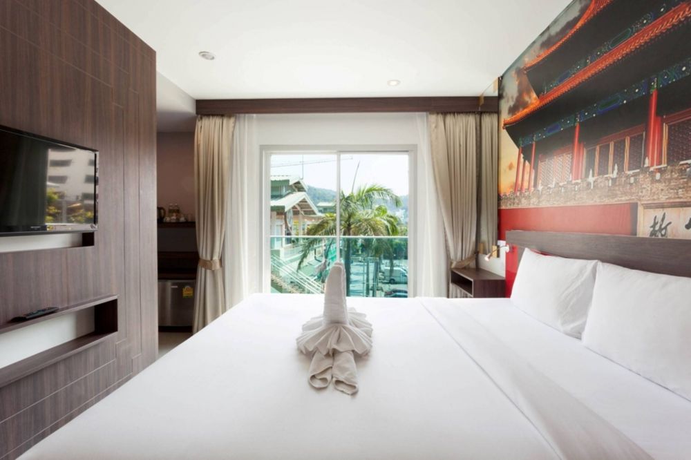 Deluxe, The Aim Patong Hotel 3*