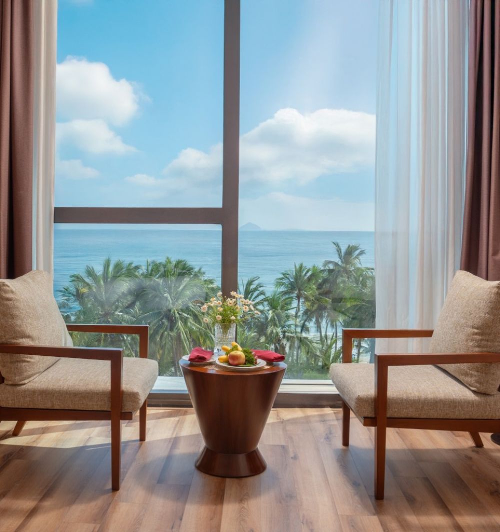 Premium Deluxe Beachfront, Star City Hotel & Condotel Beachfront Nha Trang 4+