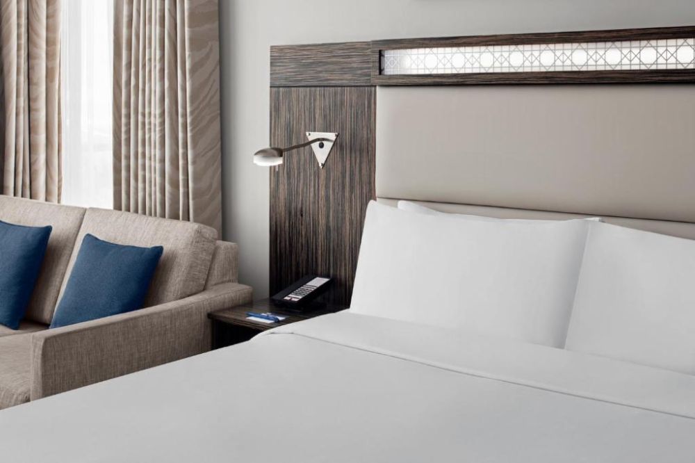 Standard Room, Holiday Inn Express Dubai Jumeirah 2*