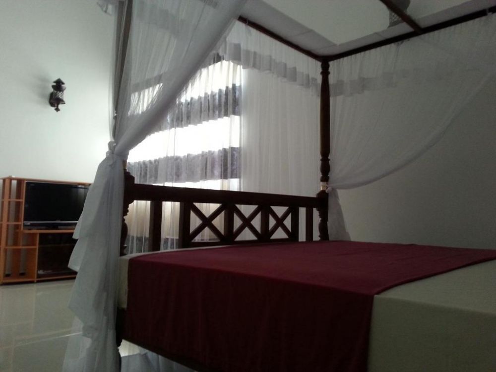 Deluxe Room A/C, Coral Palm Villa and Apartment 2*