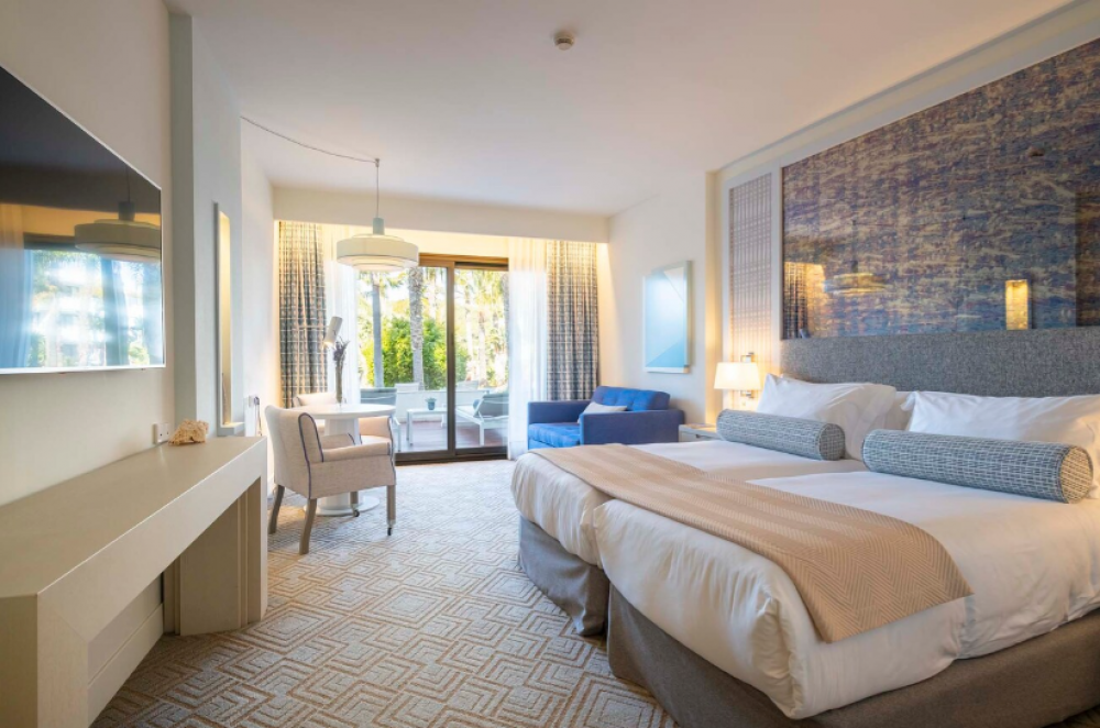 Oasis Deluxe Room & Pool Access, Eurostars Sitges 5*