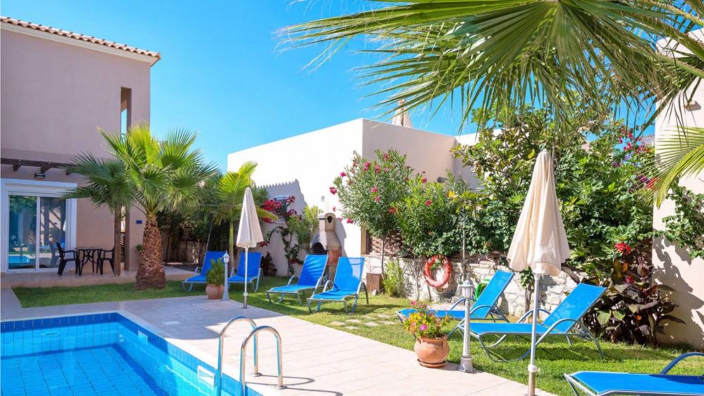 Superior Villa 3 Bedroom Sharing Pool, Azure Beach Villas 4*