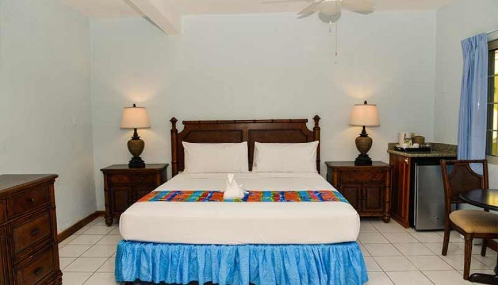 Standard Room, CocoLaPalm Seaside Resort 3*