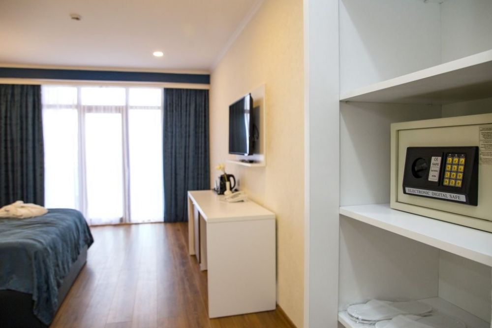 Standard, Aqua Batumi Hotel & Apartments 4*