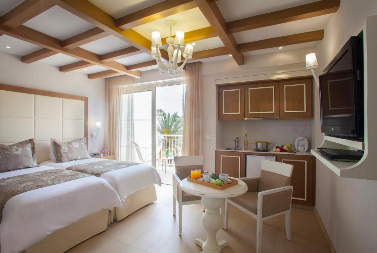 Deluxe Studio, The King Jason Paphos - Designed for Adults 4*