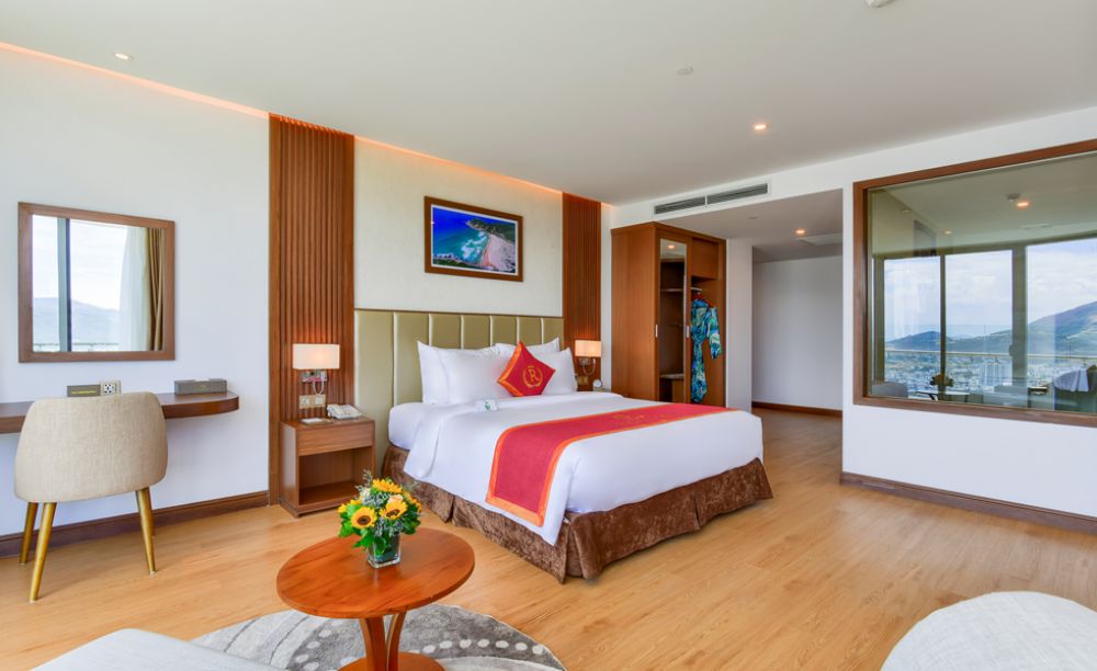 Suite, Regalia Gold Hotel Nha Trang 5*