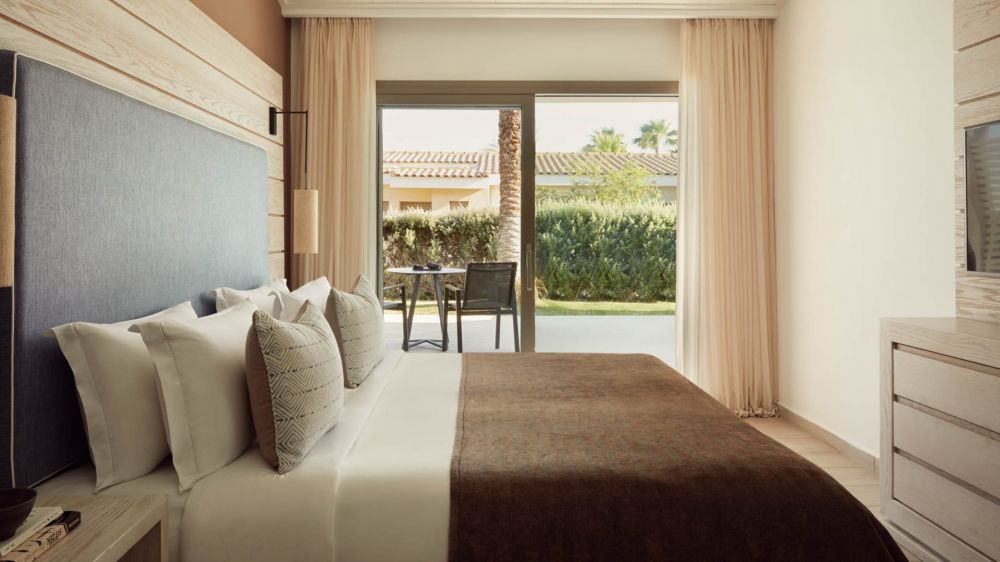 One Bedroom Residences Suite IV, Mare Ayia Napa 5*