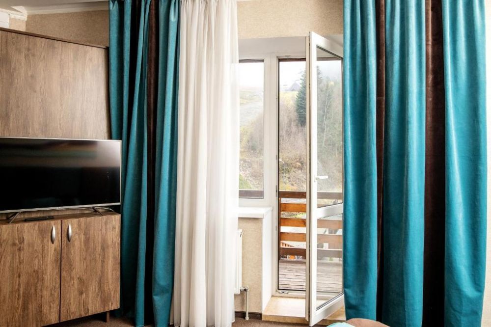 Suite with Mountain View, Grofa 3*