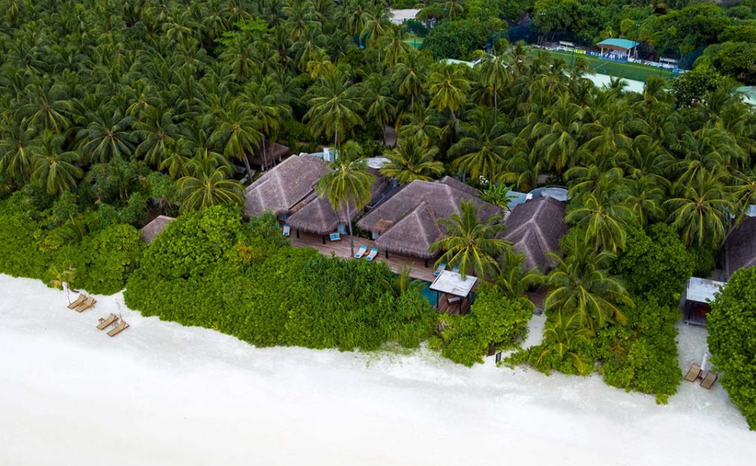 Three Bedroom Beach Pool Residence, Anantara Kihavah Villas 5*
